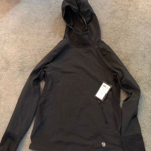 NWT Mountain Hard Wear Chockstone Pullover